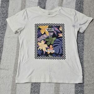 ⚠️Free Bundle Item- Vans White Tee with Tropical Graphic